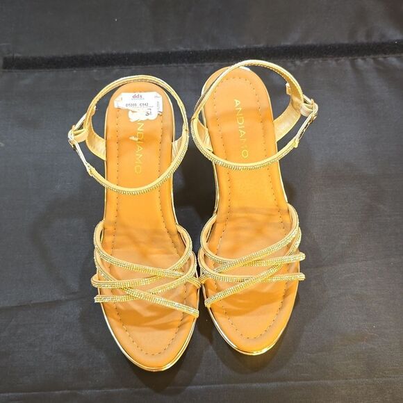 BRAND NEW ANDIAMO MULTI-STRAP RHINESTONE EMBELLISHMENTS OPEN-TOE WEDGE SANDAL - Picture 3 of 12